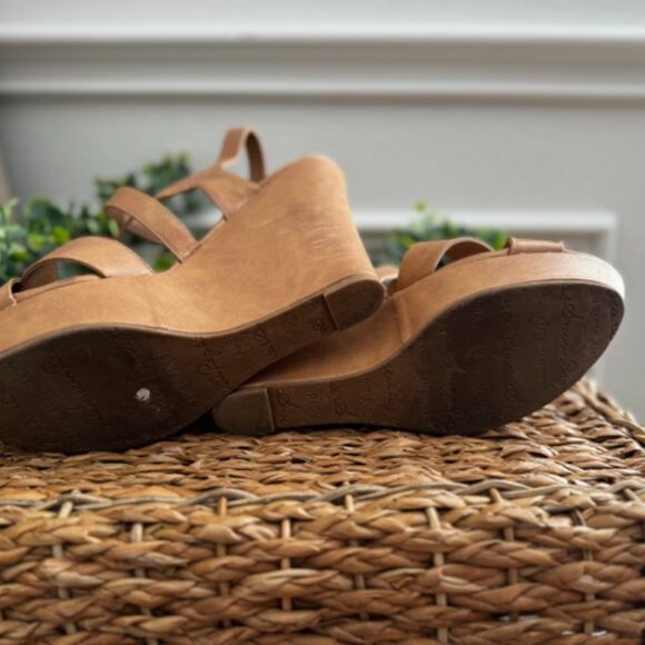 American Rag Rachey Platform Wedge - Picture 4 of 5